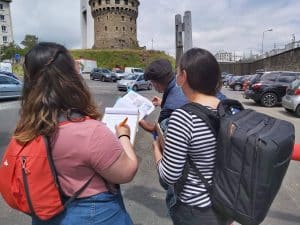 Groupe participant à une activité avec Les Archi Kurieux partenaire Bureau des Congrès de Brest